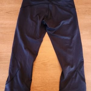 Lululemon crop leggings